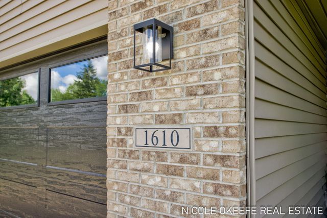 1610 Misty Ridge Sw, Byron Twp, MI 49315