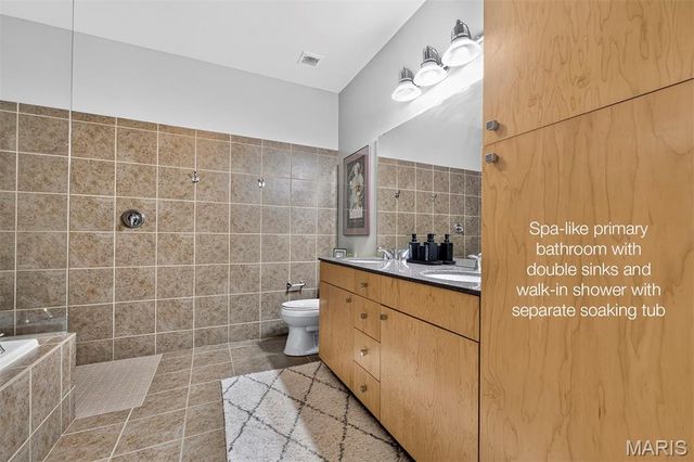 901 Washington Avenue 704, St Louis, MO 63101