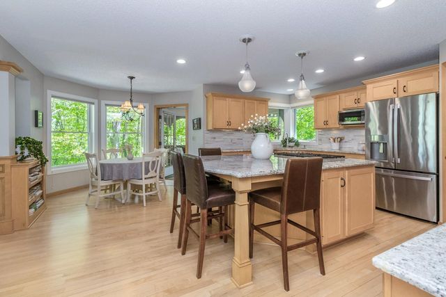 472 Vadnais Lake Drive, Vadnais Heights, MN 55127