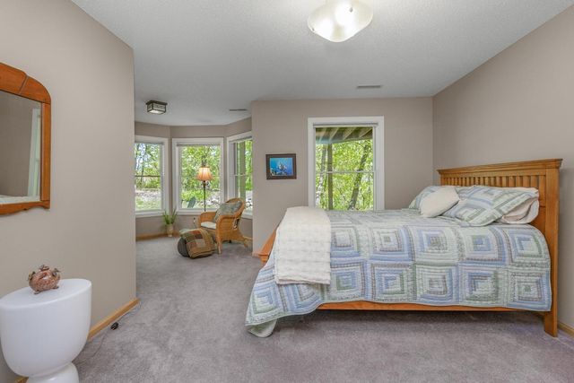 472 Vadnais Lake Drive, Vadnais Heights, MN 55127