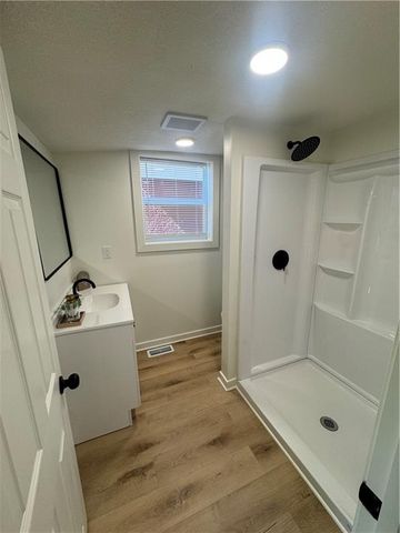 961 Tenny Avenue, Kansas City, KS 66101