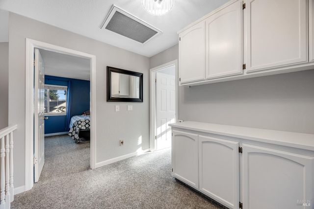70 Noonan Ranch Cir, Santa Rosa, CA 95403