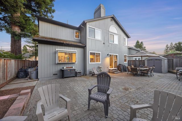70 Noonan Ranch Cir, Santa Rosa, CA 95403