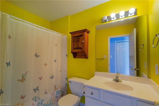 6055 Wind Shadow Lane, Walkertown, NC 27051