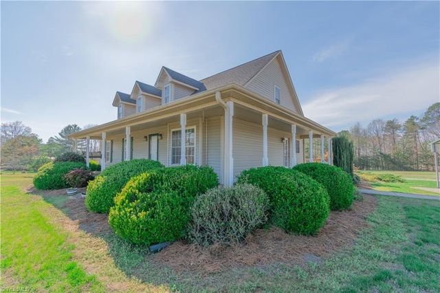 6055 Wind Shadow Lane, Walkertown, NC 27051