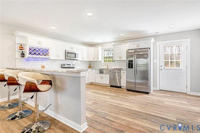 5301 Pine Fork Rd, Quinton, VA 23141