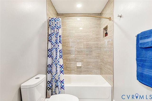 5301 Pine Fork Rd, Quinton, VA 23141