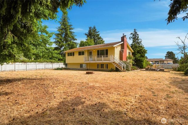3221 Quatermass Avenue NE, Bremerton, WA 98310