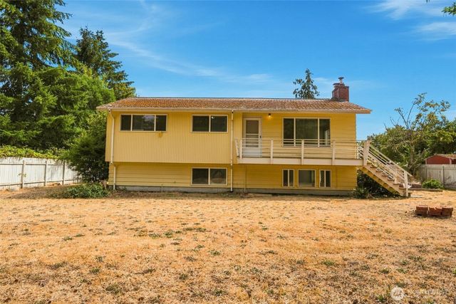 3221 Quatermass Avenue NE, Bremerton, WA 98310