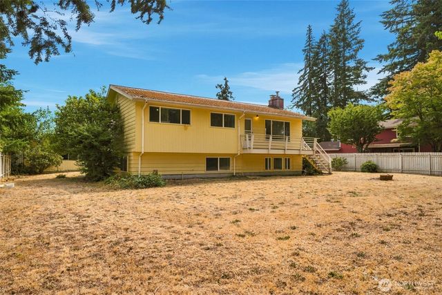 3221 Quatermass Avenue NE, Bremerton, WA 98310
