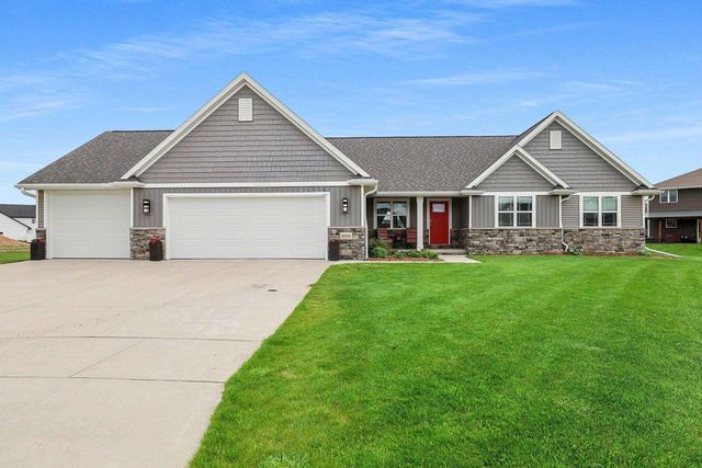 2000 DOBBY STREET, De Pere, WI 54115