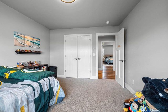 2000 DOBBY STREET, De Pere, WI 54115