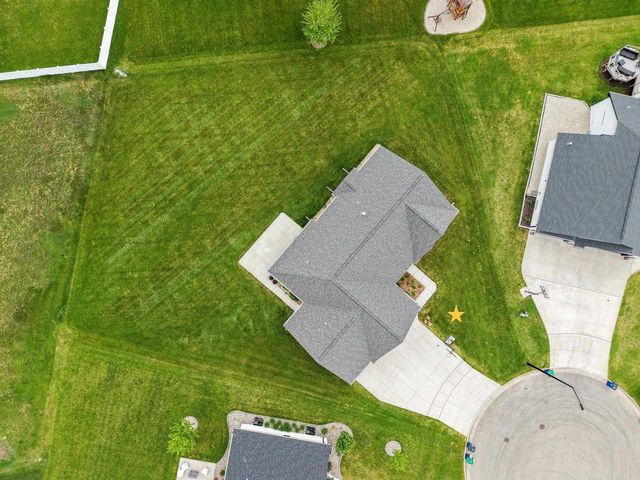 2000 DOBBY STREET, De Pere, WI 54115