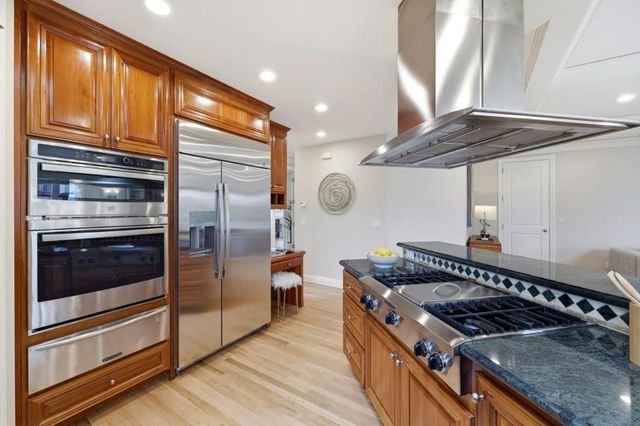 606 Highland Avenue, Half Moon Bay, CA 94019