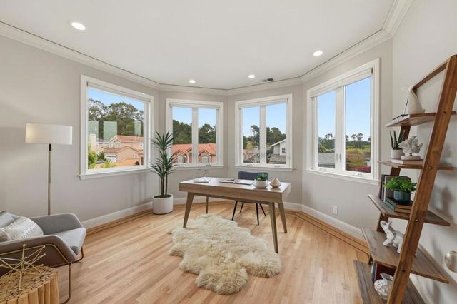 606 Highland Avenue, Half Moon Bay, CA 94019