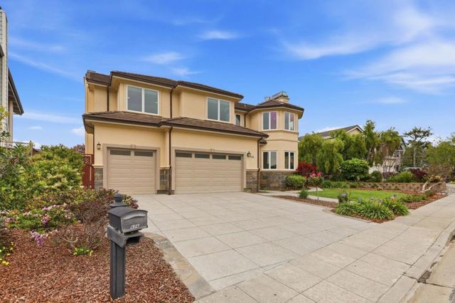 606 Highland Avenue, Half Moon Bay, CA 94019