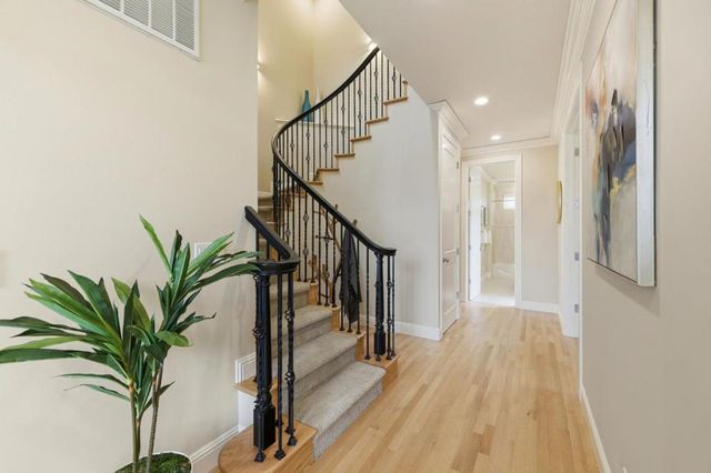 606 Highland Avenue, Half Moon Bay, CA 94019