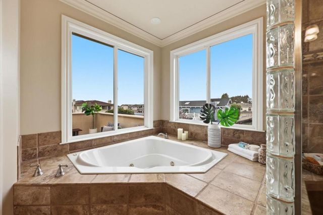 606 Highland Avenue, Half Moon Bay, CA 94019