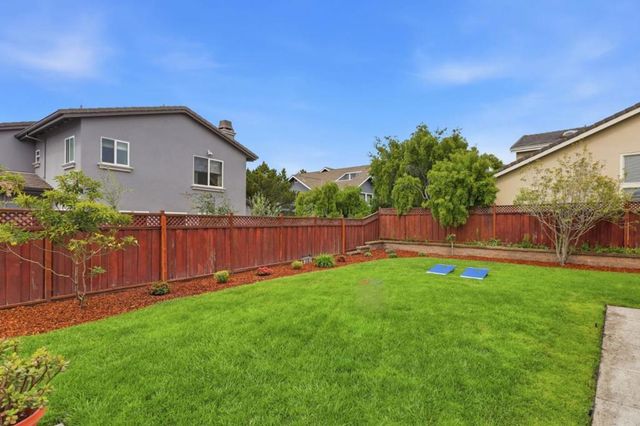 606 Highland Avenue, Half Moon Bay, CA 94019