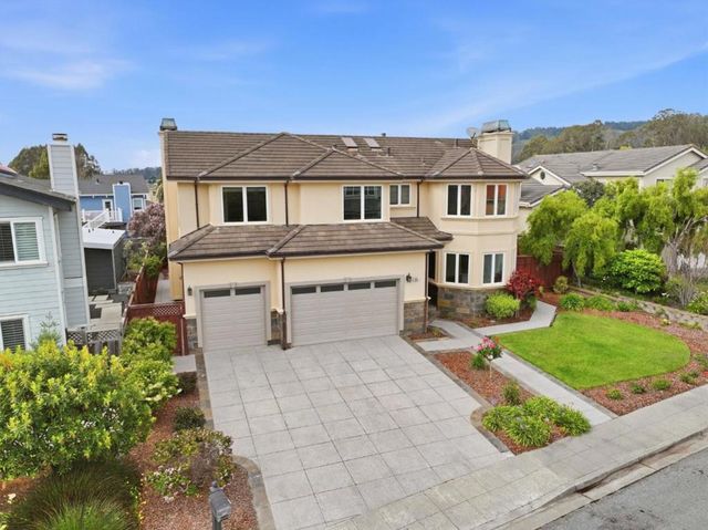606 Highland Avenue, Half Moon Bay, CA 94019