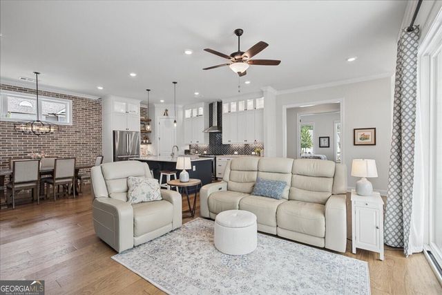 700 Hickory Hollow Walk, Canton, GA 30115