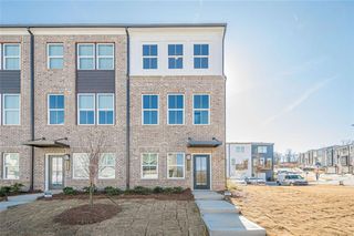 1444 Creekside Circle, Atlanta, GA 30318