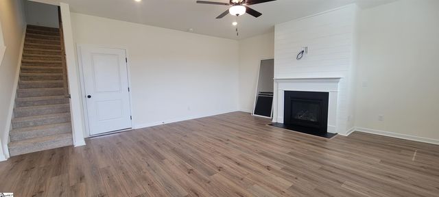 2041 Halton Oaks Drive, Spartanburg, SC 29303