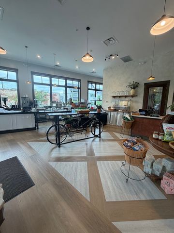 1806 5th Avenue, N, Nashville, TN 37208