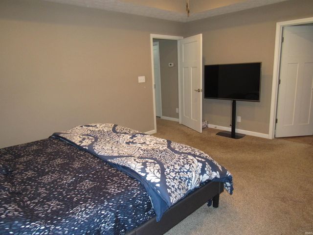 1116 SPRING HILL Drive, Kokomo, IN 46902