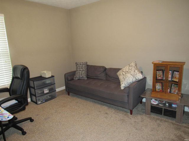 1116 SPRING HILL Drive, Kokomo, IN 46902