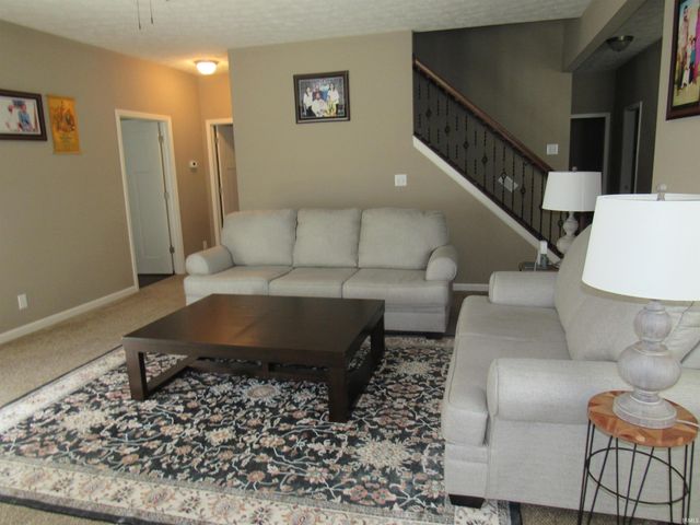 1116 SPRING HILL Drive, Kokomo, IN 46902