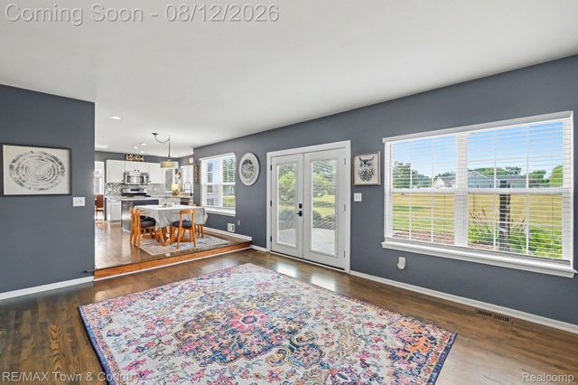 5048 Meadowbrook Lane, Flushing Charter Township, MI 48433