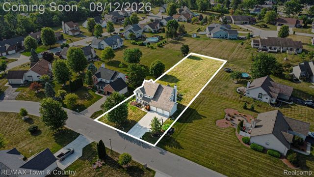 5048 Meadowbrook Lane, Flushing Charter Township, MI 48433