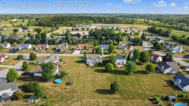 5048 Meadowbrook Lane, Flushing Charter Township, MI 48433