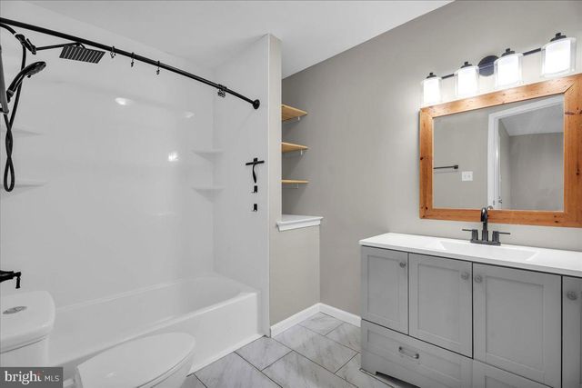 6 MELODY CT, Eastampton, NJ 08060