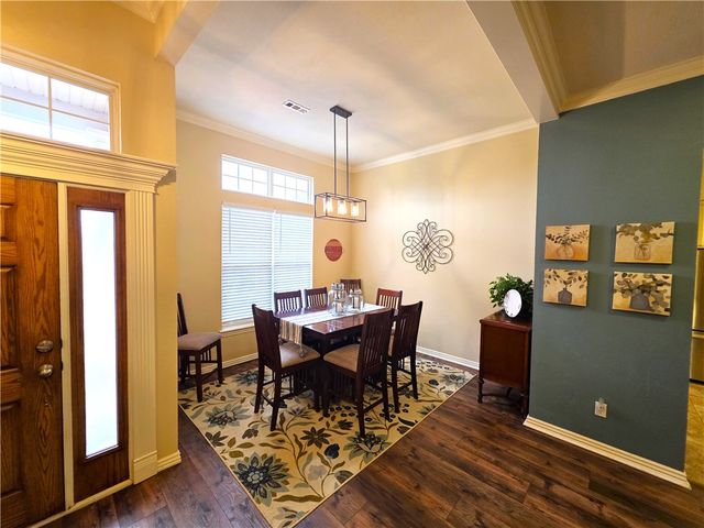 313 Nelda Avenue, Lowell, AR 72745