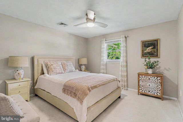 5 JAN DALE AVE, Annville, PA 17003