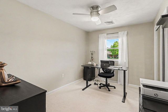 5 JAN DALE AVE, Annville, PA 17003