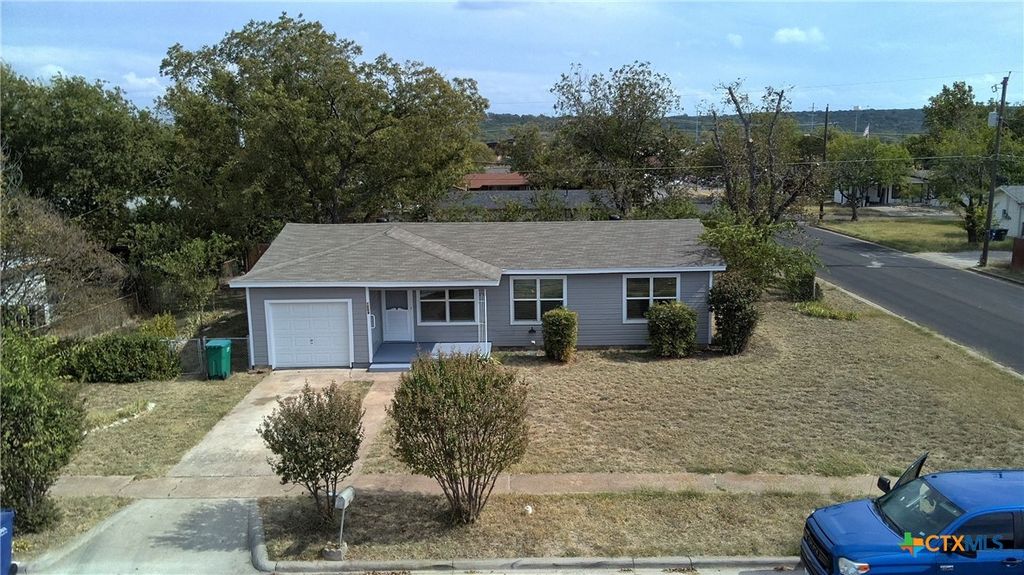 1009 S 5th Street, Copperas Cove, TX 76522