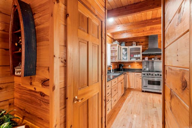 257 Lake Park Drive, Shirley, AR 72153
