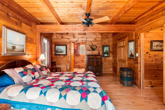 257 Lake Park Drive, Shirley, AR 72153