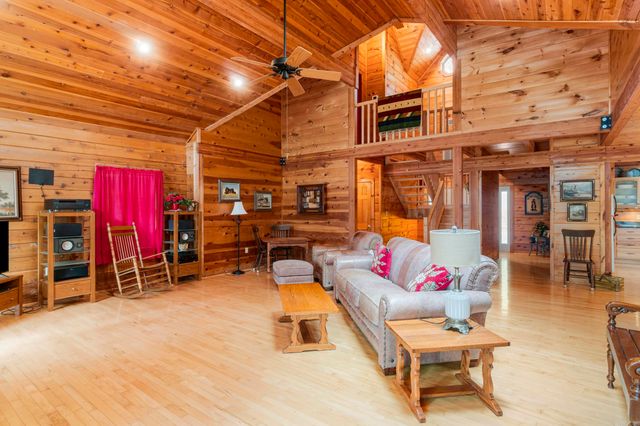 257 Lake Park Drive, Shirley, AR 72153