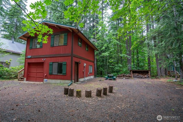 321 N Wynoochee Drive, Hoodsport, WA 98548