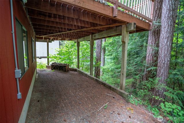 321 N Wynoochee Drive, Hoodsport, WA 98548