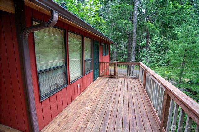 321 N Wynoochee Drive, Hoodsport, WA 98548