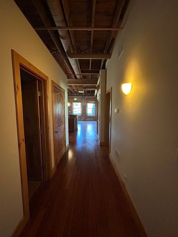 266 Hutchins Court 266, Woodstock, IL 60098