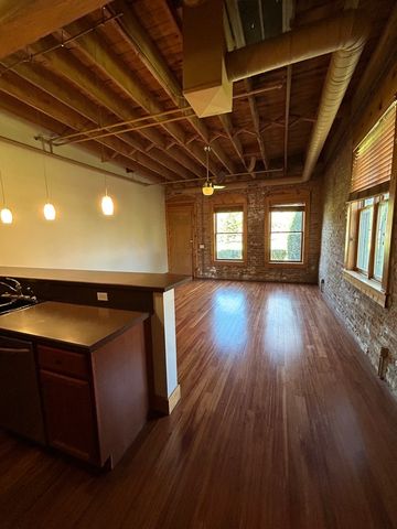 266 Hutchins Court 266, Woodstock, IL 60098