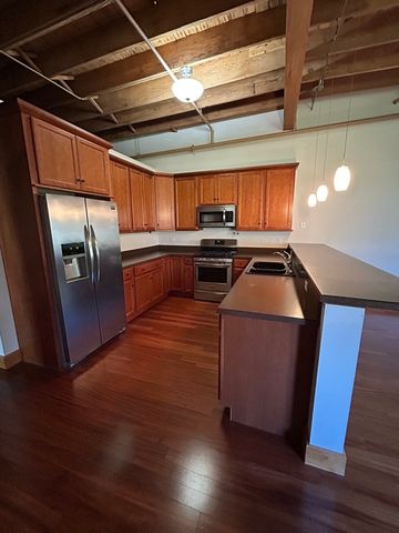 266 Hutchins Court 266, Woodstock, IL 60098