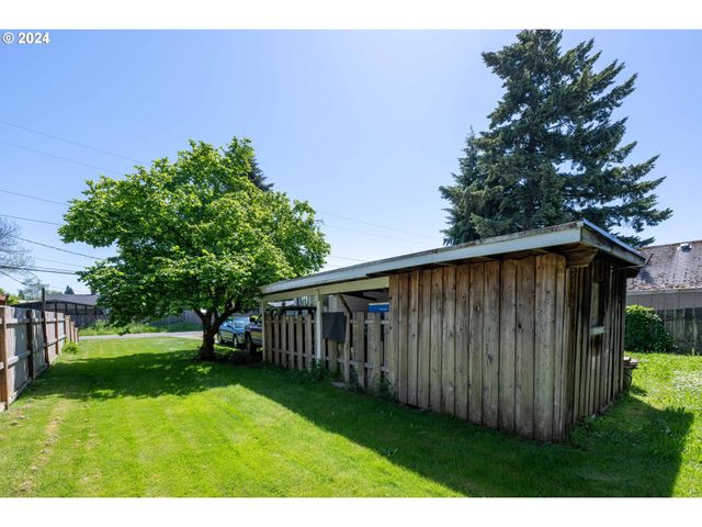 374 WAITE St, Eugene, OR 97402