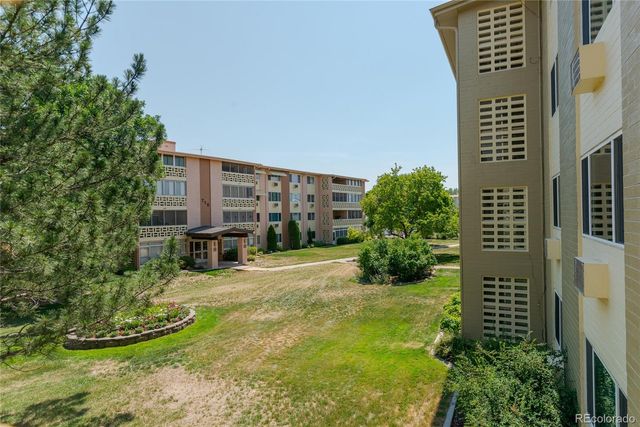 700 S Alton Way 10B, Denver, CO 80247